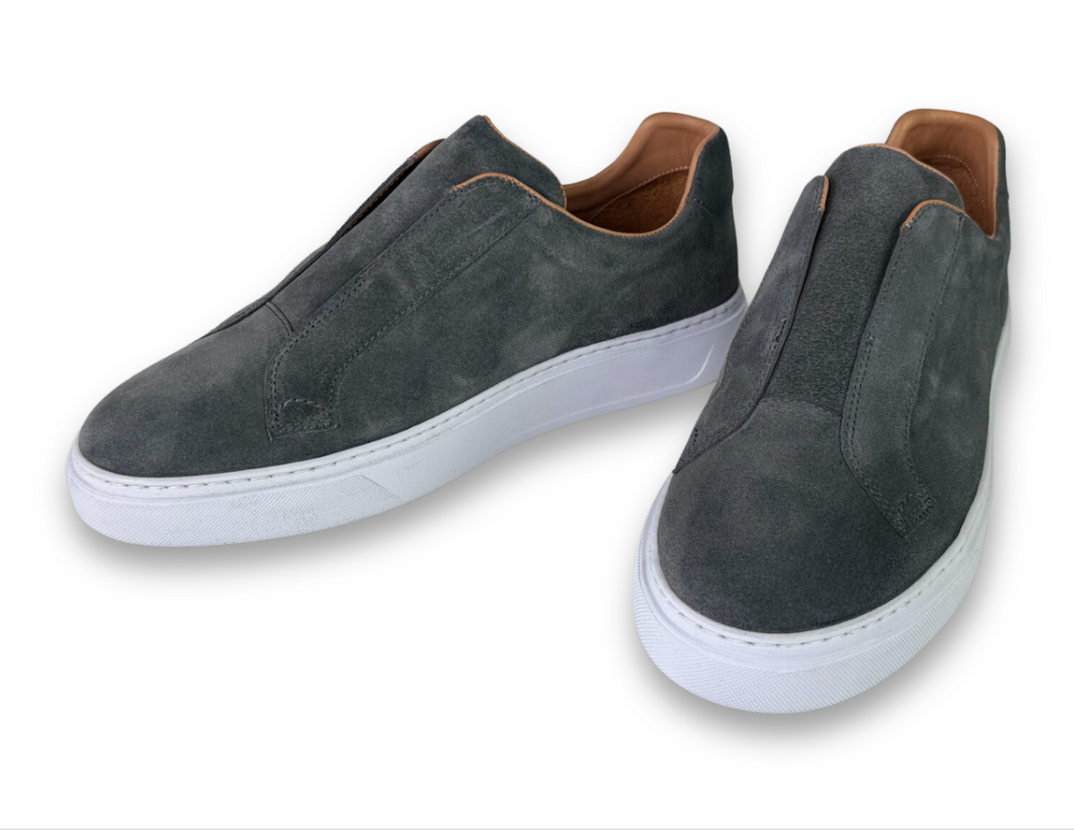 VAIL SLIP ON SNEAKER SUEDE