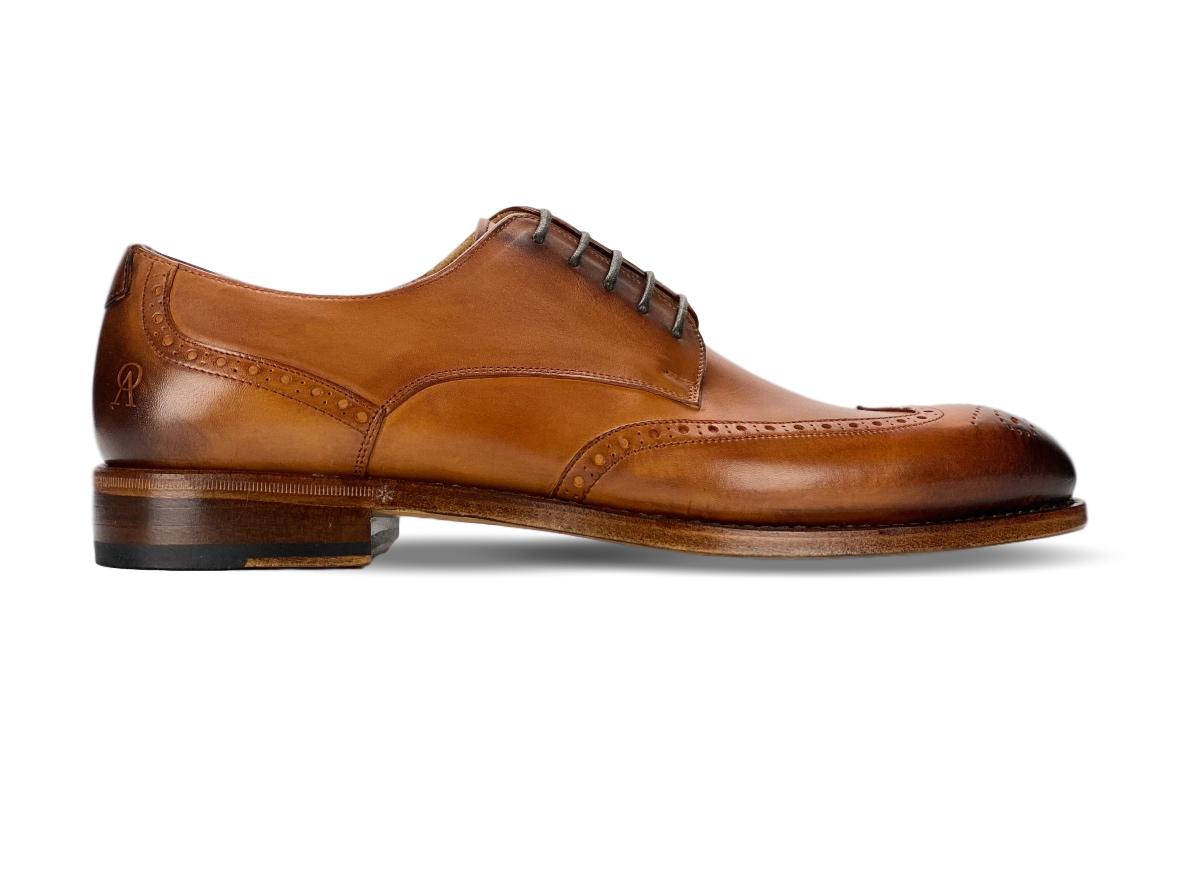 Atlanta Derby Wingtip 9.5 / Golden Oak